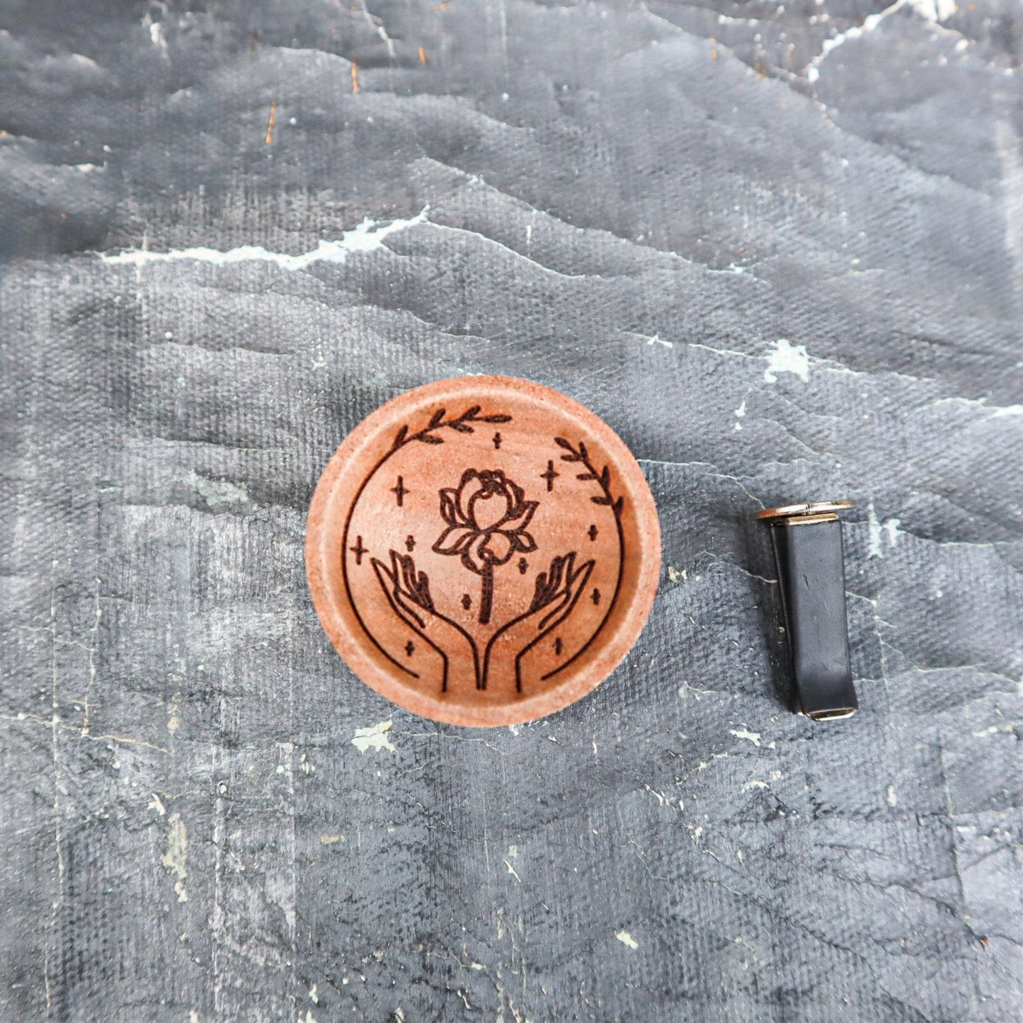 Hand Rose - Wooden Essential Oil Diffuser for Car